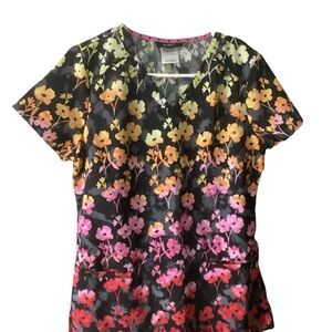 Heartsoul Floral 2 Pocket V-Neck Scrub Top Size Small